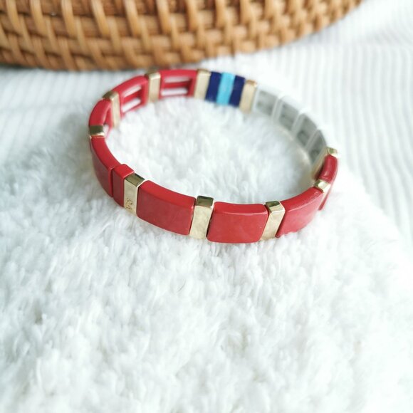 Roxanne Assoulin Enamel Stretch Bracelet Just Say Love Red Gold - Picture 2 of 4